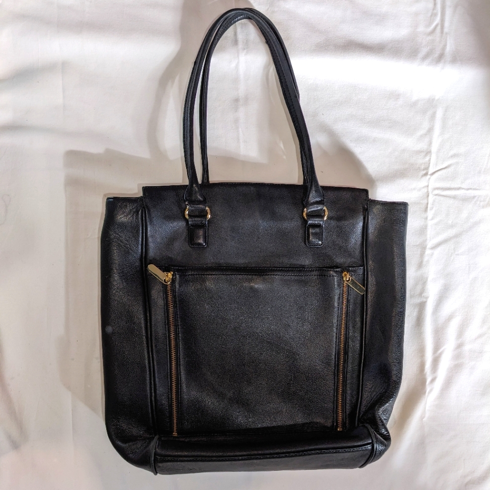 Black 100% Leather Banana Republic Large Shoulder Bag/Computer Bag/Tote
